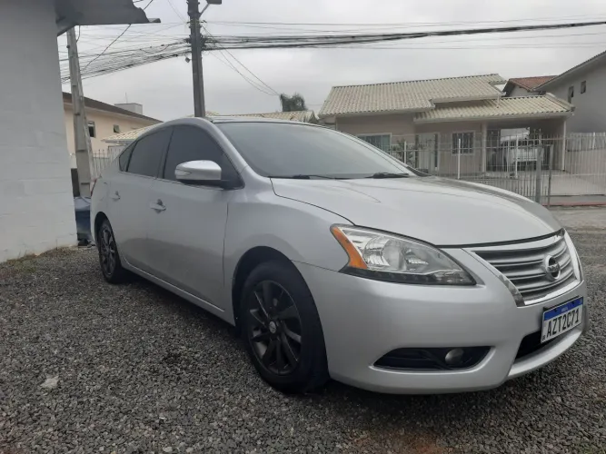 Nissan Sentra SV 2.0 Flexstart 16V Aut. 2016