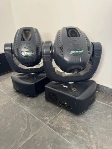 Par de Moving Heads Profissionais PR Lighting Solo 250