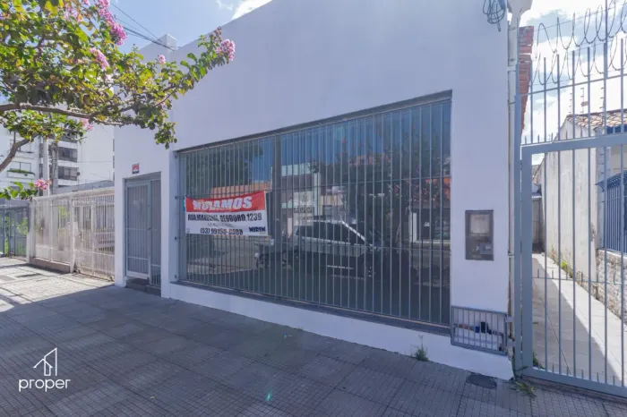 Prédio comercial para aluguel no Centro de Pelotas/RS