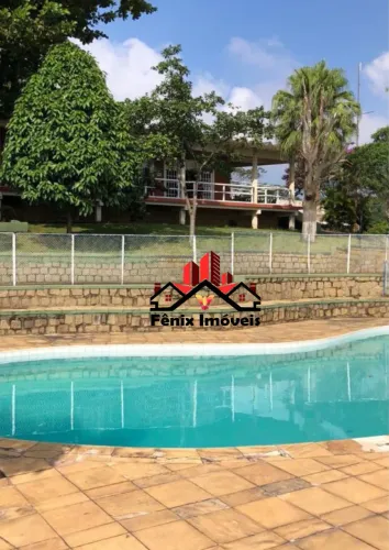 Sitio amplo com espaço para diversas finalidades na area nobre de Jardim Primavera
