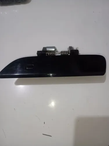 BYD DHOLPHIN MAÇANETA PORTA DIANTEIRA ESQUERDA