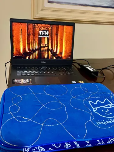 Notebook Dell Latitude 3400 impecável ( leia o anúncio )