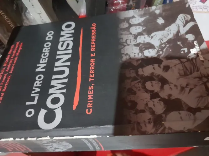 O Livro do Comunismo Negro- ótimo estado.