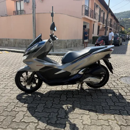 PCX 2021 - Muito nova!