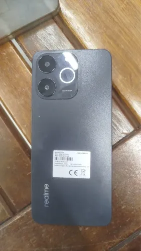 Realme Note 60