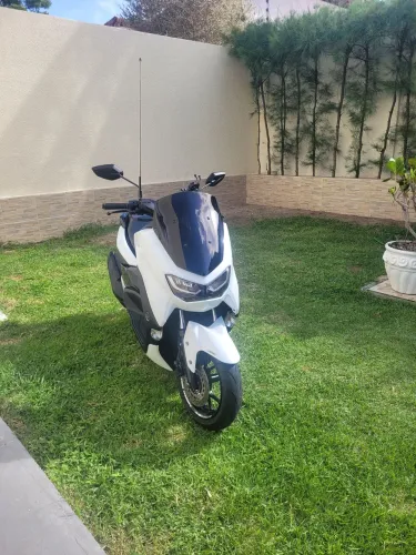Yamaha  - Nmax - único dono - pouco rodada  - moto para exigentes.