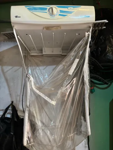 Secadora de roupa de parede