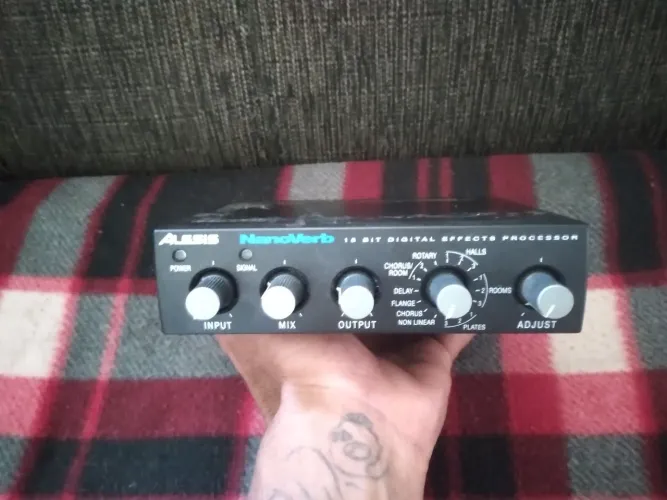 Alesis nanoVerb 18bit
