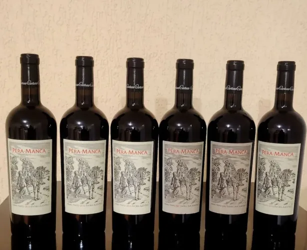 Vendo 06 vinhos pera manca
