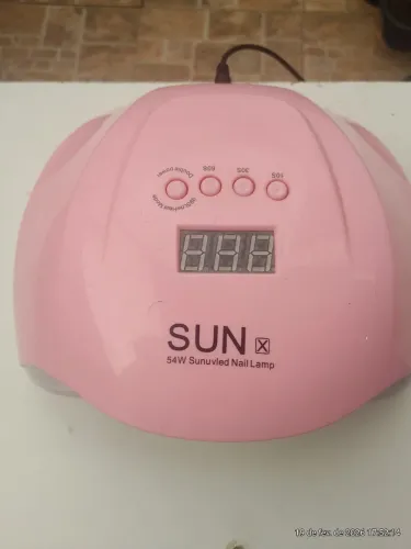 Vendo produtos para salão de beleza.