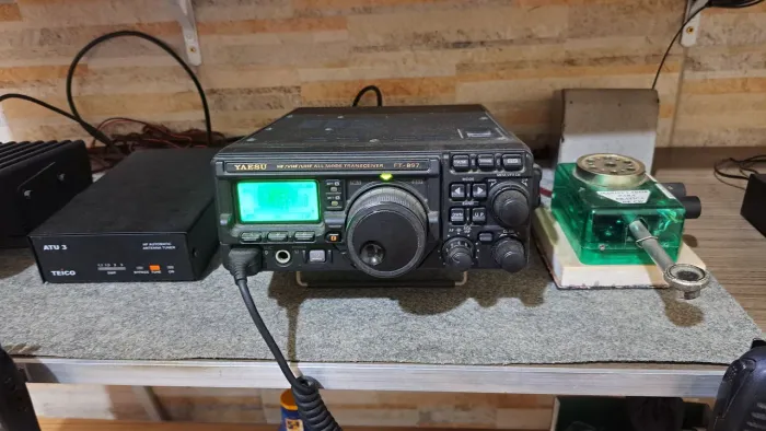 Radio hf yaesu ft 897D