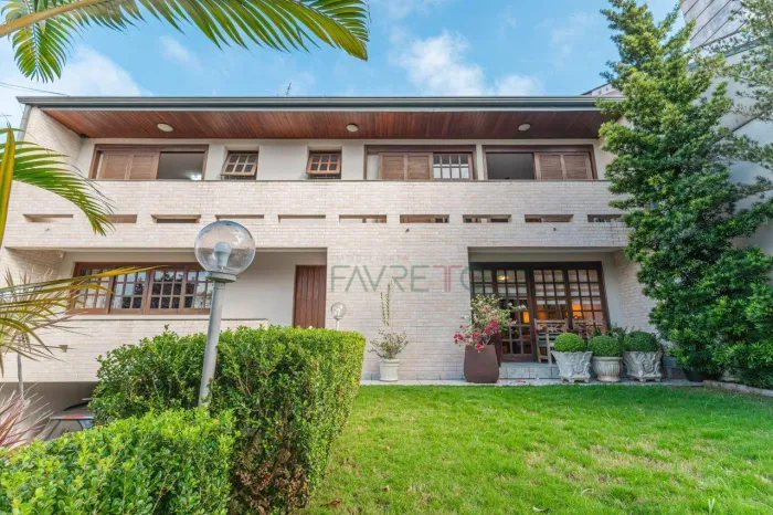 Casa a venda no Bairro Bom Retiro