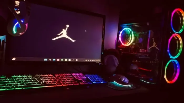 PC Gamer i3 9ª Geração, 16GB RAM, RX 550 4GB + Monitor e Acessórios