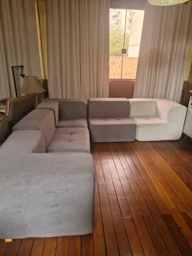 Sofá de espuma ( famoso sofá na caixa )