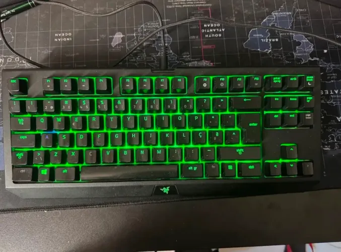 Teclado razer blackwidow v2