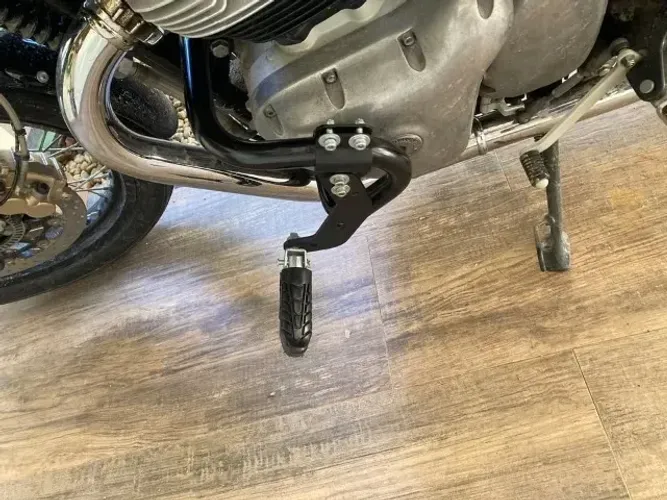 Pedaleira Moto Com Suporte Para Protetor Carenagem Motor