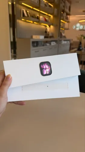 APPLE WATCH SERIES 11 42mm ROSE GOLD NOVO LACRADO / LOLA FÍSICA
