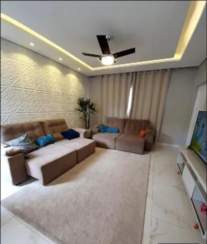 Casa em Condomínio à Venda: 3 Quartos e 3 Banheiros, 247 m²  R$ 1.200.000