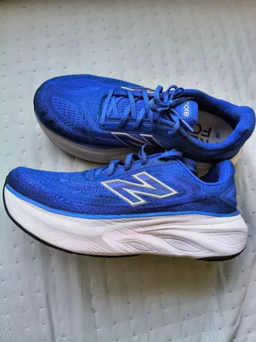 New Balance More V6