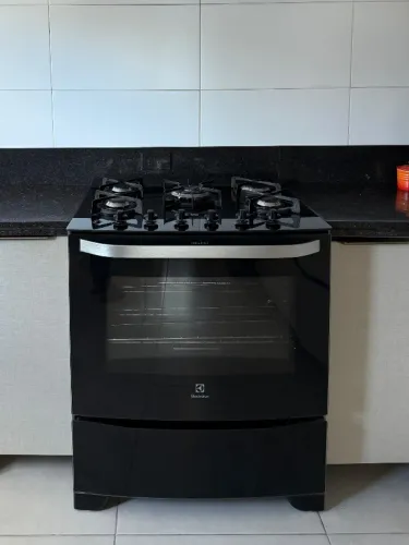 Fogão Electrolux 5 bocas com acendimento automático