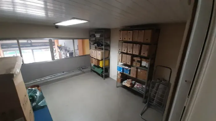 Ponto comercial/Loja/Box para venda tem 70 metros quadrados