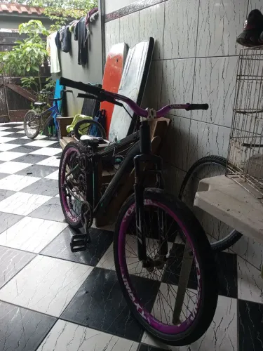 BICICLETA À VENDA!!!