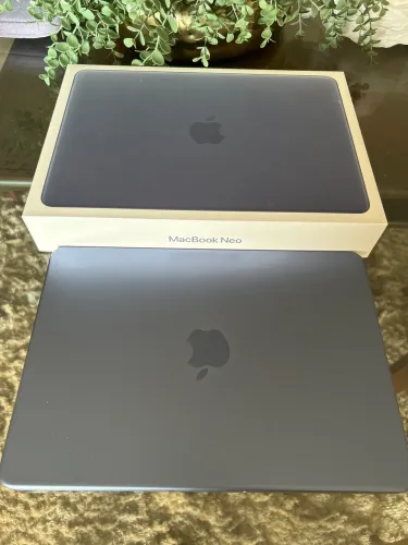 MacBook neo 256gb 8gb novo azul