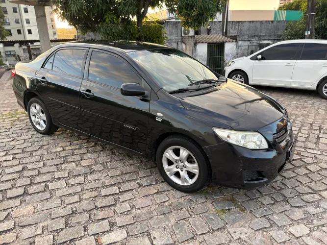 Toyota Corolla GLI 1.8 Flex 16V Aut. 2011