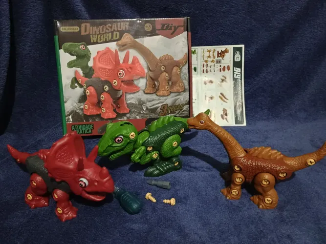 Dinossauros para montar - 3 peças 