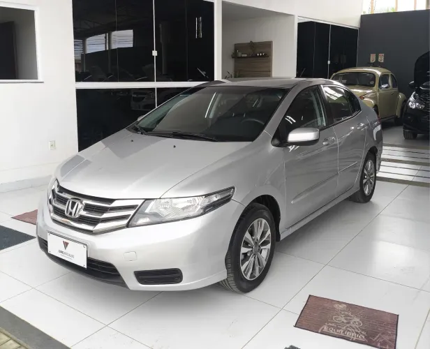 Honda City Sedan LX 1.5 Flex 16V 4P Mec. 2013
