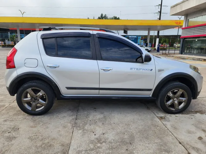 Renault Sandero Stepway Hi-flex 1.6 16V 5P 2011