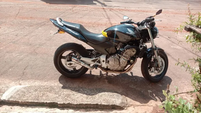 Hornet carburada