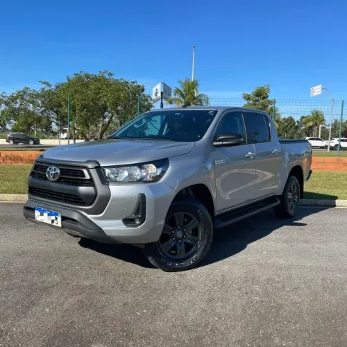 Toyota Hilux CD SR 4X4 2.8 TDI Diesel Aut. 2025