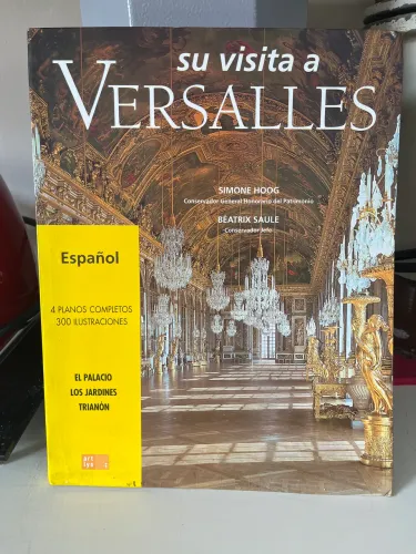 Livro Su visita a Versailles Versão em Espanhol