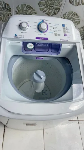 Máquina de lavar Electrolux 10,5kg 