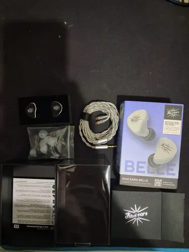 IEM Kiwi Ears Belle