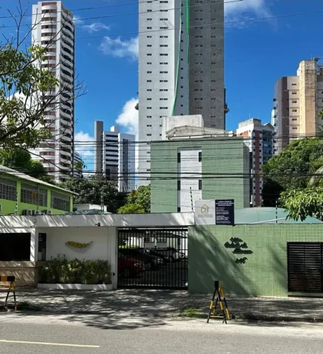 Imóvel para aluguel com 80 metros quadrados com 3 quartos em Casa Amarela - Recife - PE
