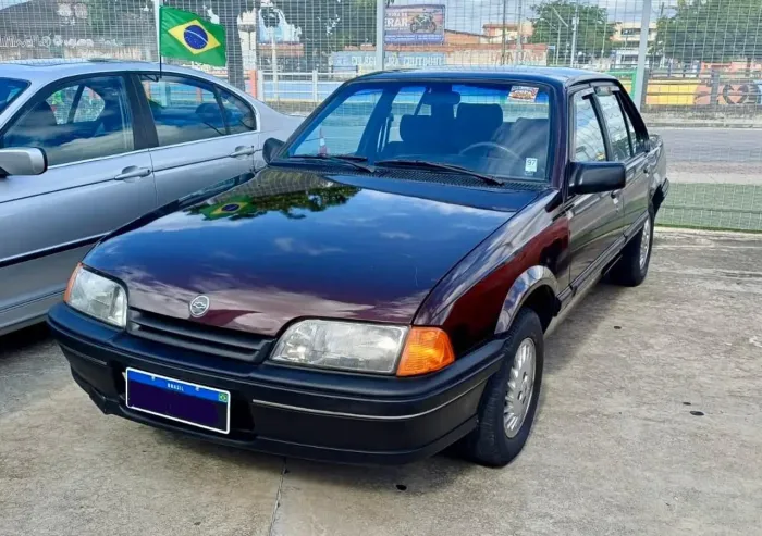 Chevrolet Monza Classic SE 2.0 /mpfi E EFI 2P E 4P 1991