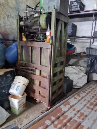 Prensa para reciclagem 
