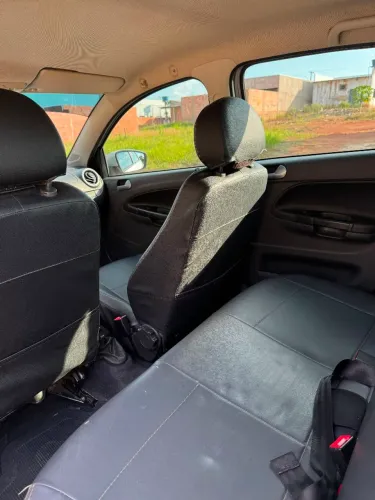 Volkswagen Gol Geração V 1.0 8V MI Total Flex Mec. 4P 2013