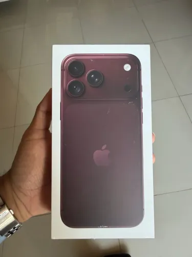 iPhone 18 PRO MAX BORDÔ 256gb
