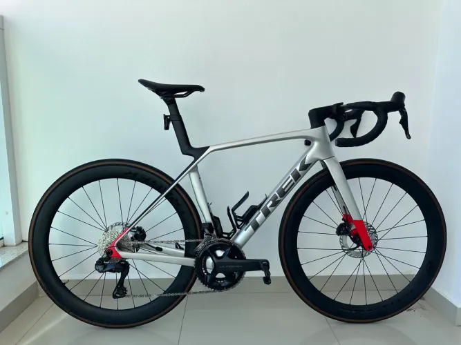 TREK MADONE SL7 Gen 8