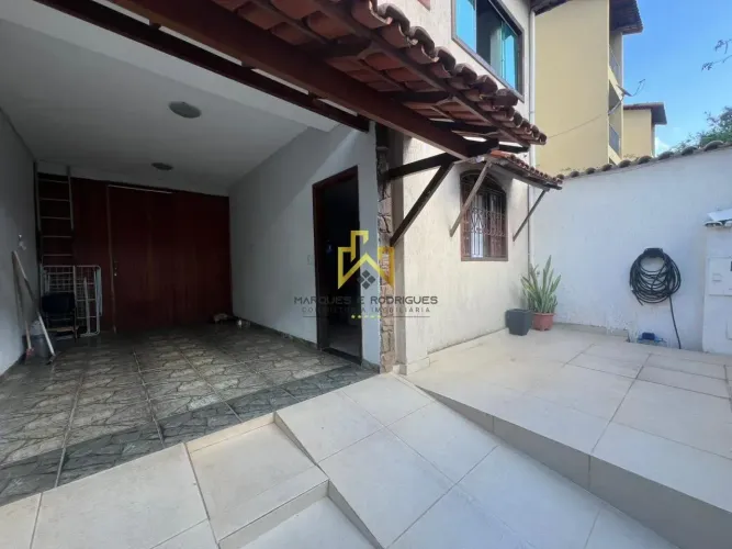 Casa Geminada Com Entrada Independente no Vila Cloris
