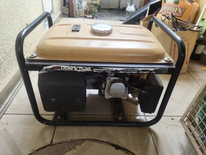 Gerador a gasolina búfalo 3500 plus