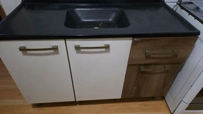 Vendo pia e Fogão Brastemp.