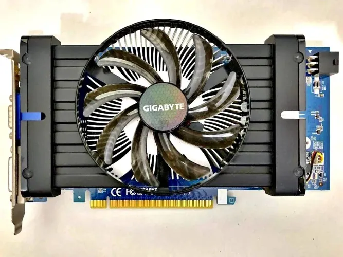 Placa De Video Geforce GTX 550 TI Gigabyte