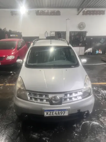 Nissan Livina Grand S 1.8 16V Flex Fuel Aut. 2011