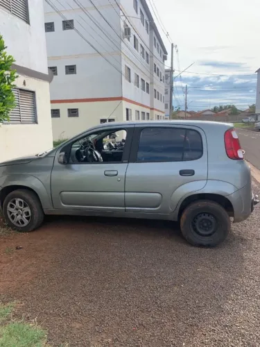 Fiat Uno Vivace/rua 1.0 EVO Fire Flex 8V 5P 2013