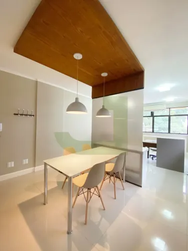 Sala comercial para locação e venda no centro de São Leopoldo