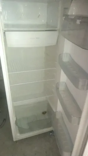 Vende se geladeira Electrolux